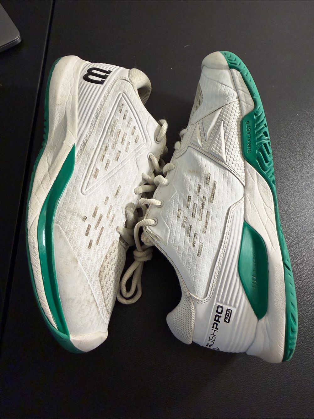 Wilson rush pro L Jr tennis shoes